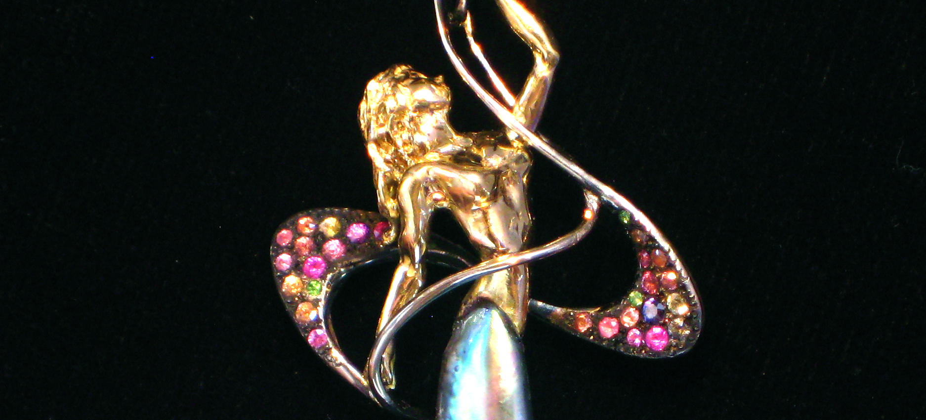 18K natural Abalone Pearl Dancer
